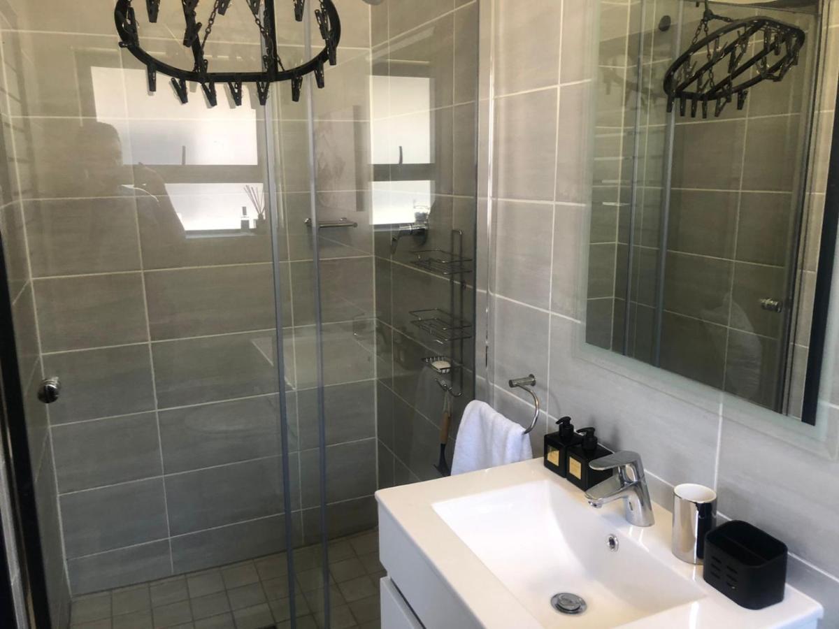 Luxurious Waterfall 1 Bedroom Condo With Free Uncapped Wifi Midrand Exterior photo
