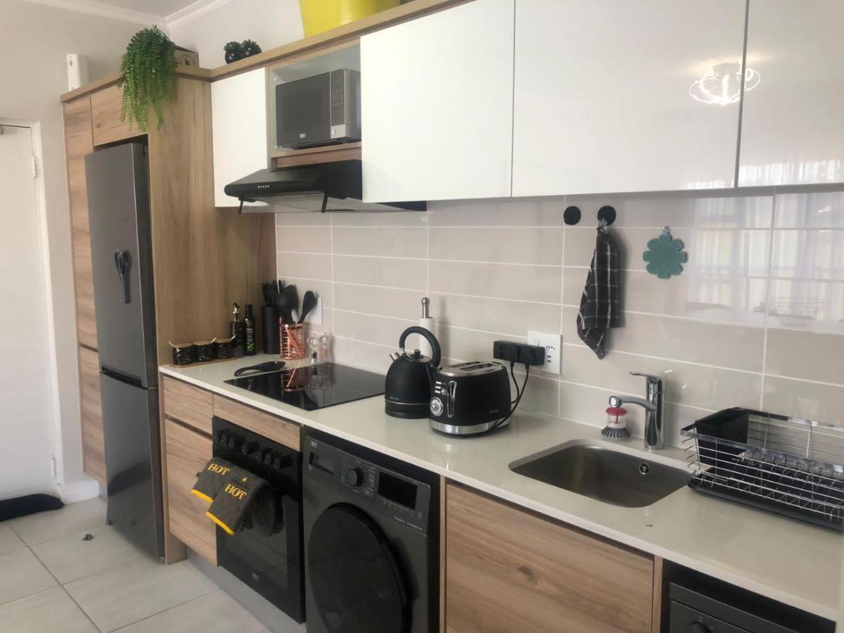 Luxurious Waterfall 1 Bedroom Condo With Free Uncapped Wifi Midrand Exterior photo